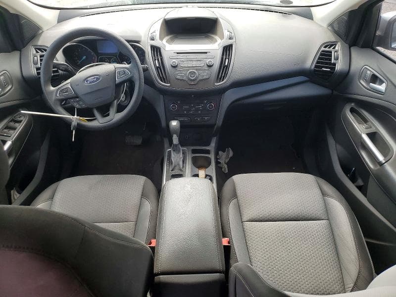 2017 FORD ESCAPE SE 8