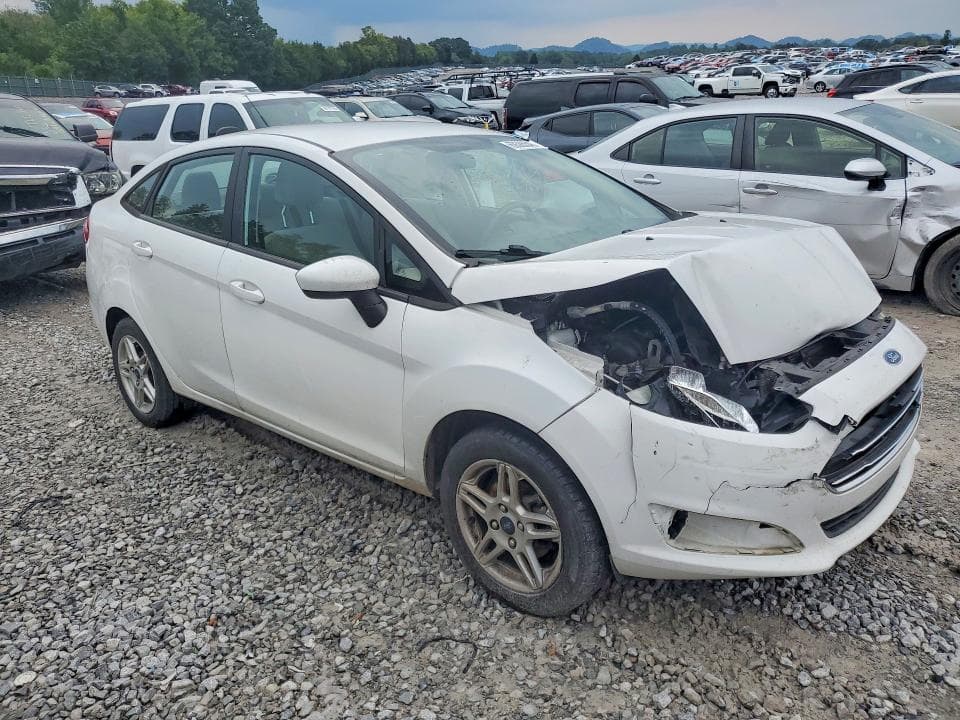 2019 FORD FIESTA SE 4