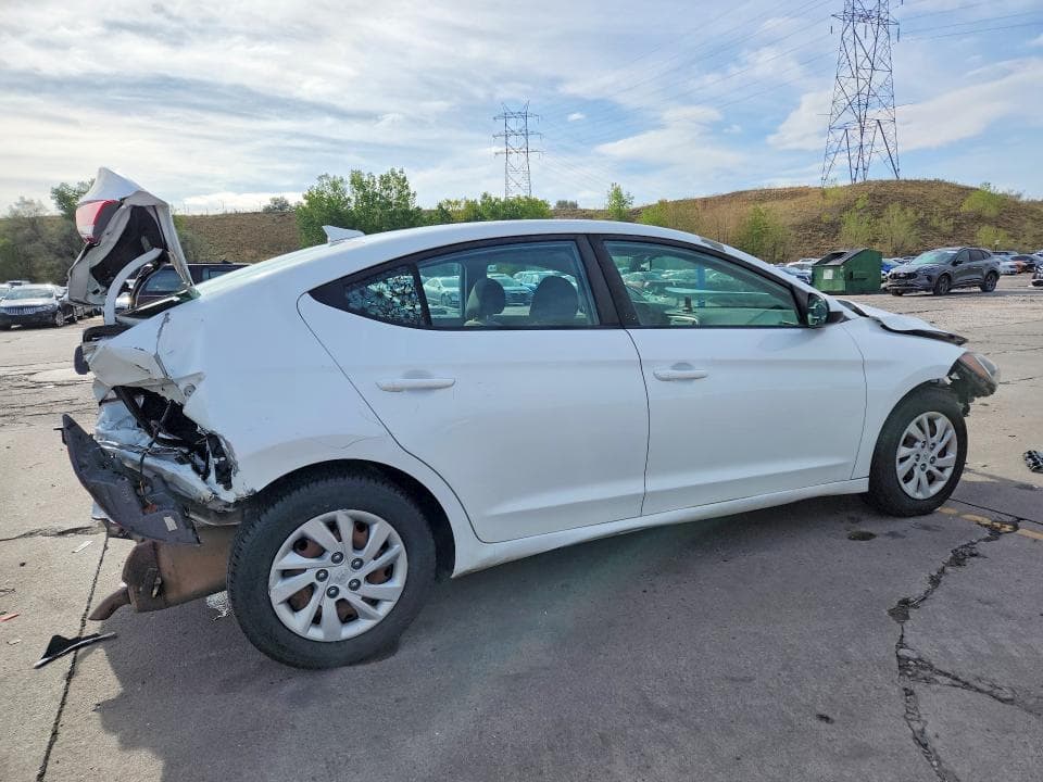 2017 HYUNDAI ELANTRA SE 3