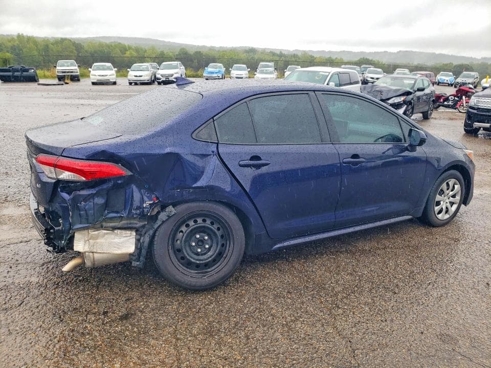 2021 TOYOTA COROLLA LE 3