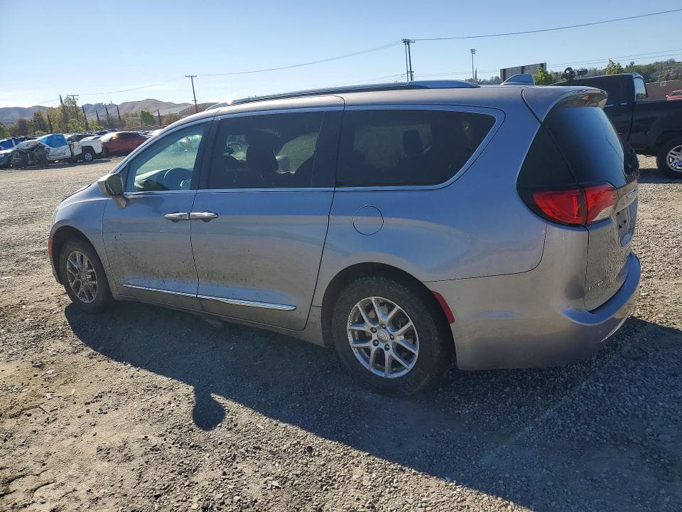 2020 CHRYSLER PACIFICA TOURING L 2
