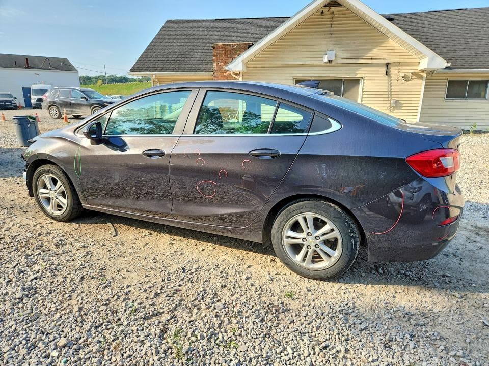 2017 CHEVROLET CRUZE LT 2