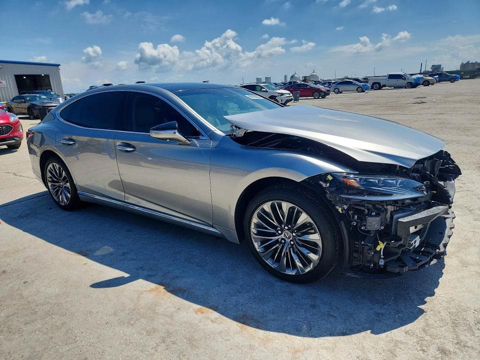 2018 LEXUS LS 500 4