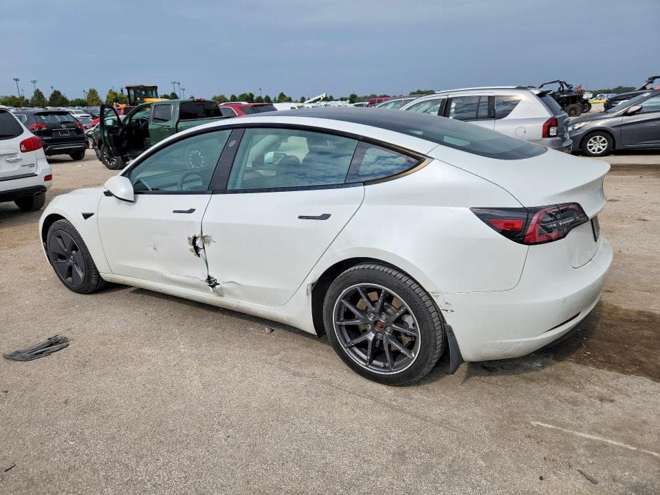2022 TESLA MODEL 3 2