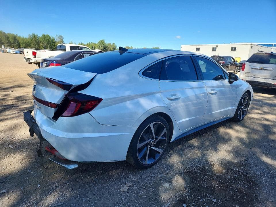2023 HYUNDAI SONATA SEL PLUS 3