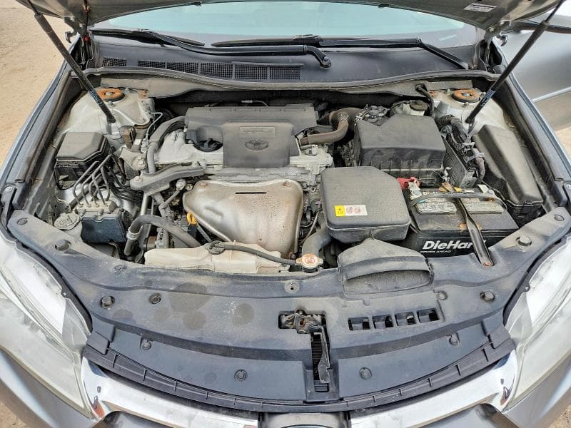 2017 TOYOTA CAMRY XLE 11