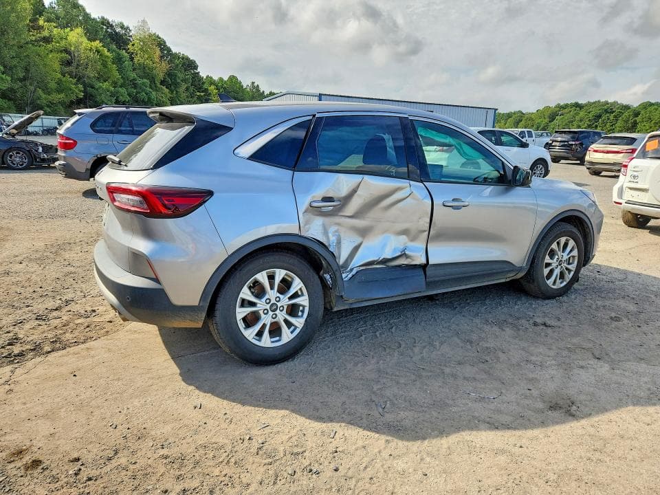 2023 FORD ESCAPE ACTIVE 3