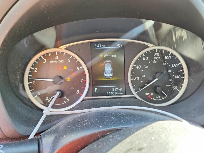 2017 NISSAN SENTRA SR 9