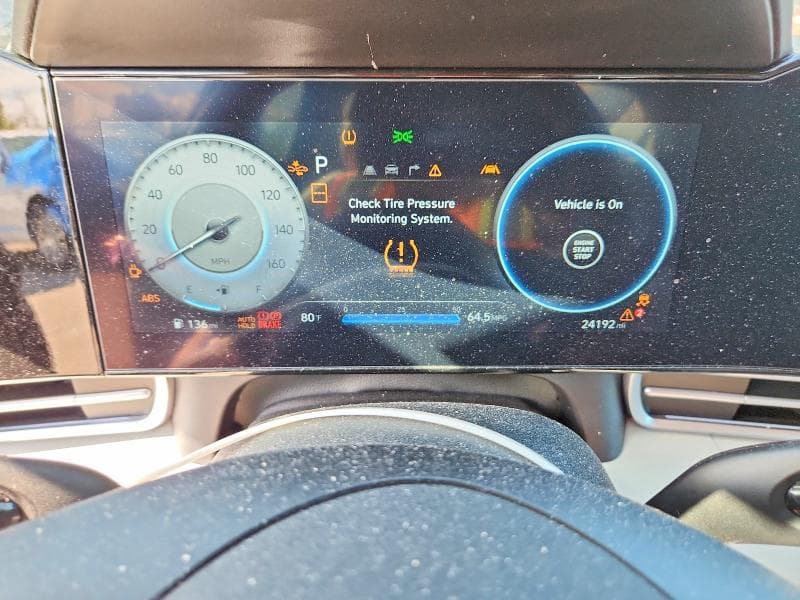 2025 HYUNDAI ELANTRA LIMITED 9