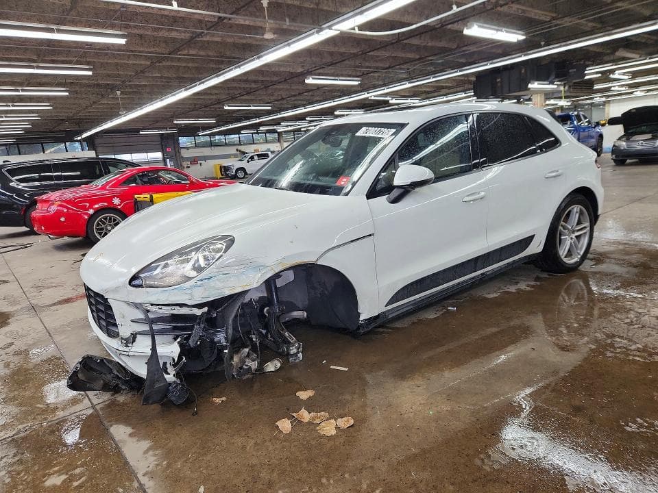 2018 PORSCHE MACAN - 1