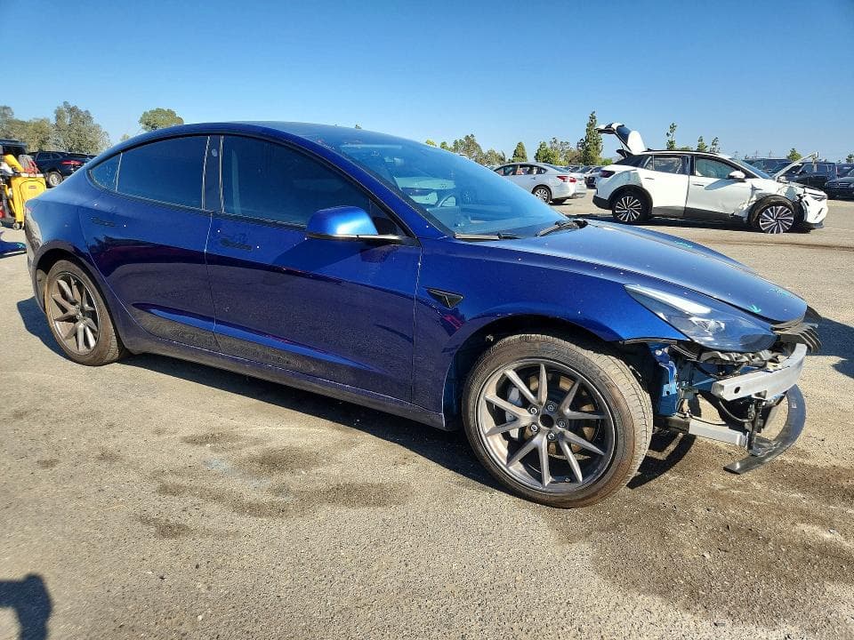 2023 TESLA MODEL 3 4