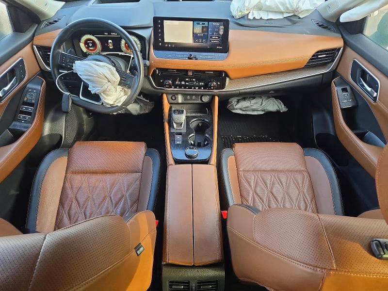 2024 NISSAN ROGUE PLATINUM 8