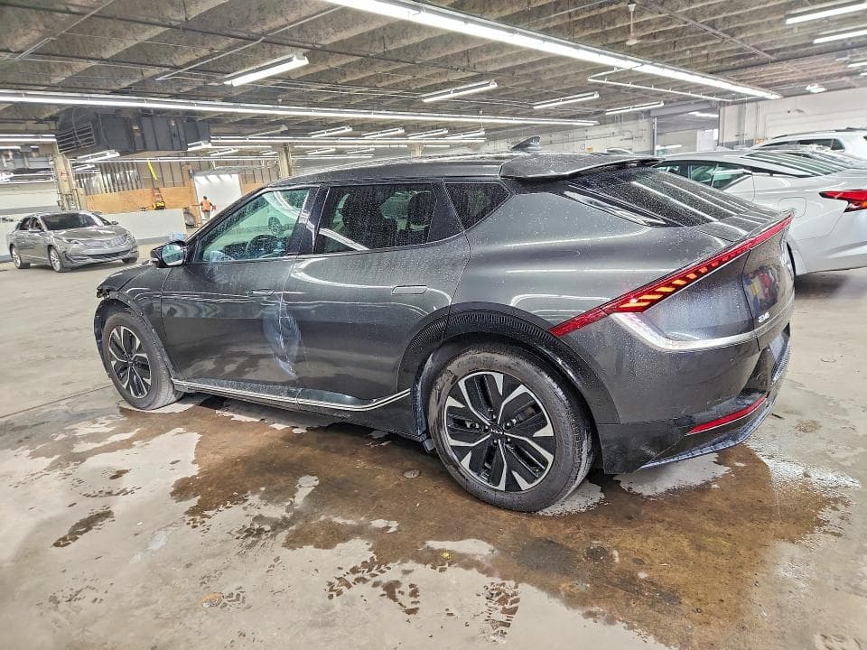 2023 KIA EV6 WIND 2