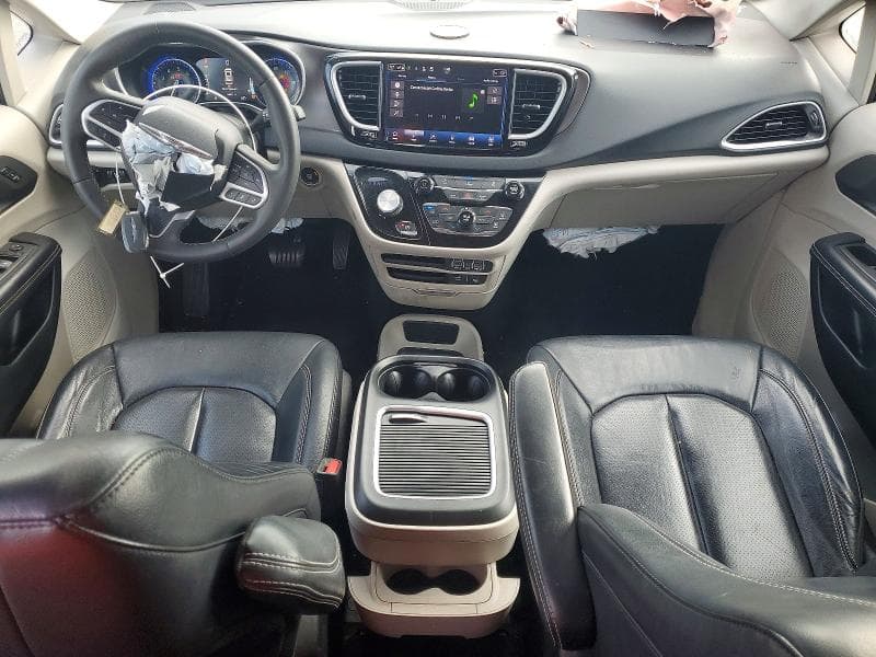2022 CHRYSLER PACIFICA TOURING L 8