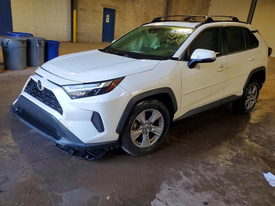 2023 TOYOTA RAV4 XLE - 1