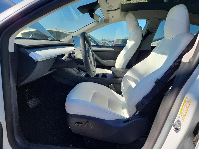 2024 TESLA MODEL Y 7