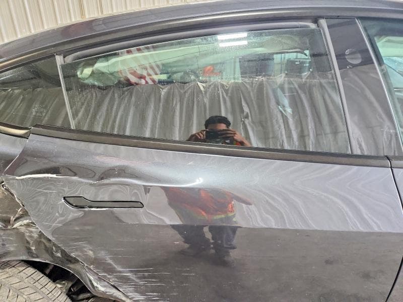 2025 TESLA MODEL 3 10