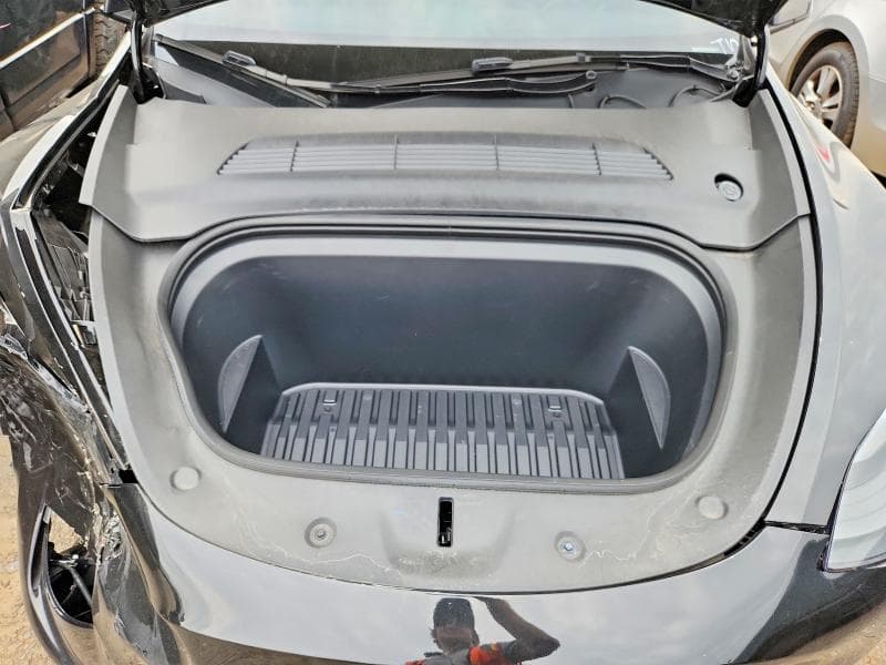 2024 TESLA MODEL Y 11