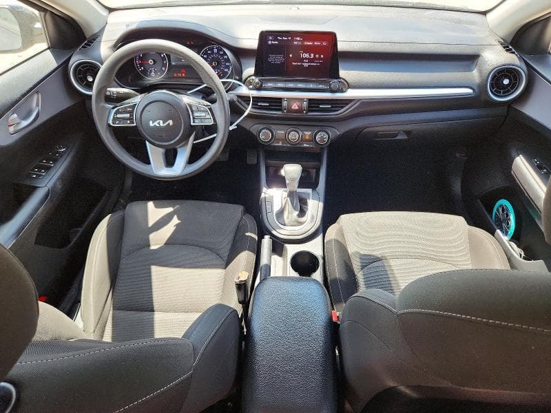 2024 KIA FORTE LXS 8