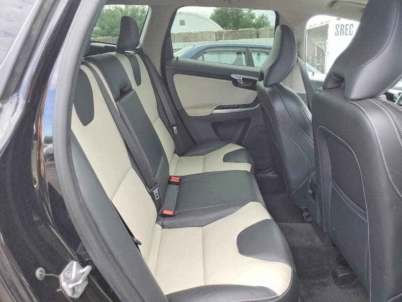 2017 VOLVO XC60 T5 DYNAMIC 11