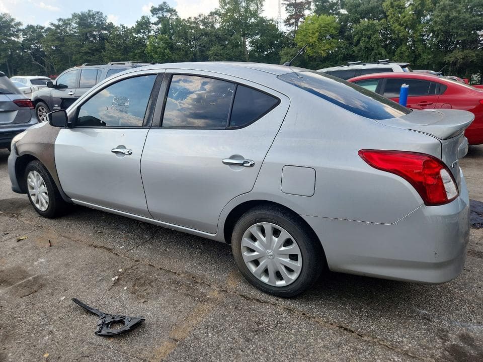 2019 NISSAN VERSA SV 2