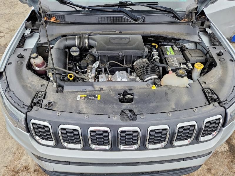 2024 JEEP COMPASS LATITUDE 11