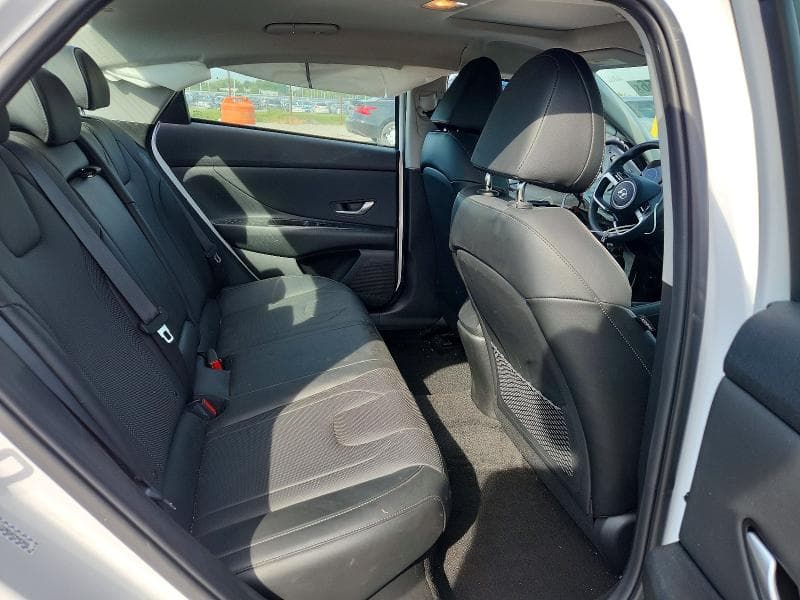 2023 HYUNDAI ELANTRA LIMITED 10