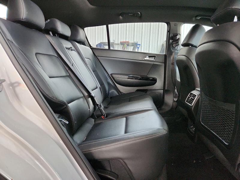 2022 KIA SPORTAGE S 11