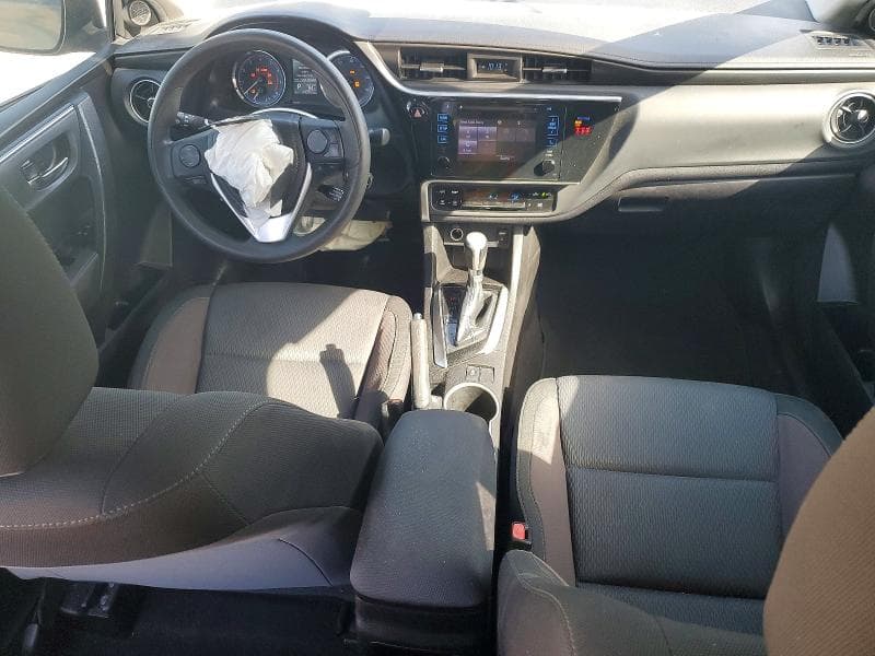 2019 TOYOTA COROLLA LE 8