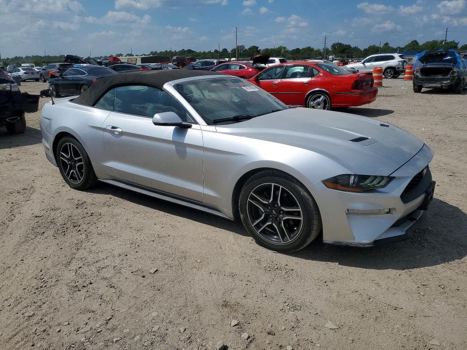 2018 FORD MUSTANG 4