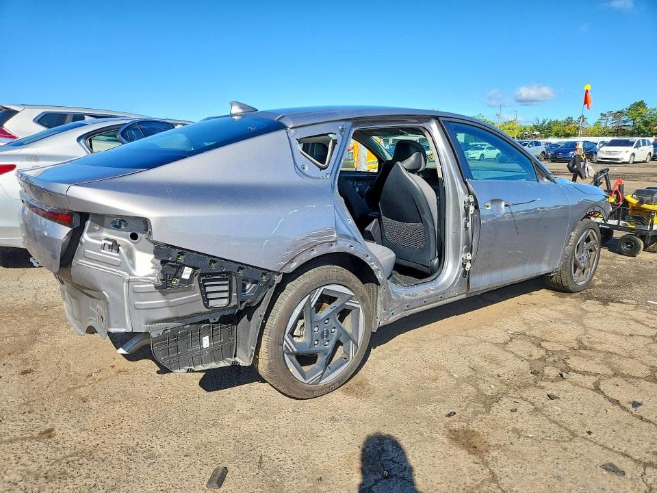 2025 KIA K4 EX 3