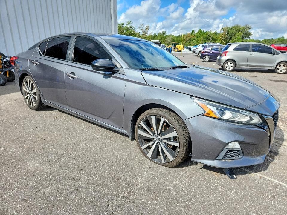 2021 NISSAN ALTIMA SR 4