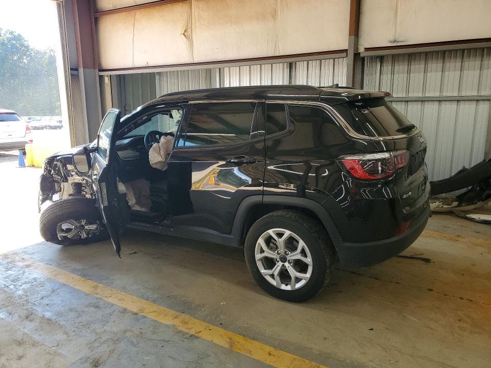 2025 JEEP COMPASS LATITUDE 2