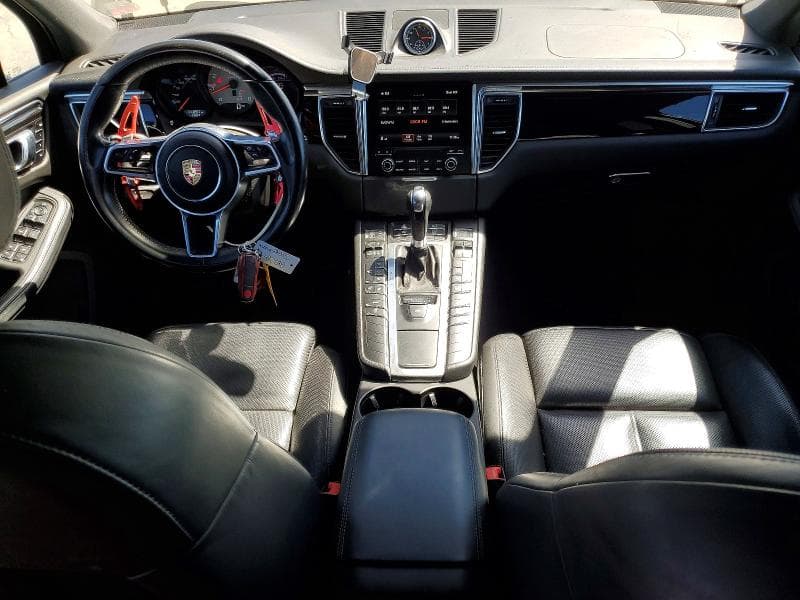 2017 PORSCHE MACAN S 8