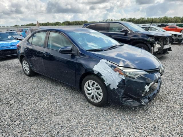 2019 TOYOTA COROLLA LE 4