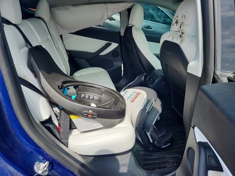 2022 TESLA MODEL Y 10