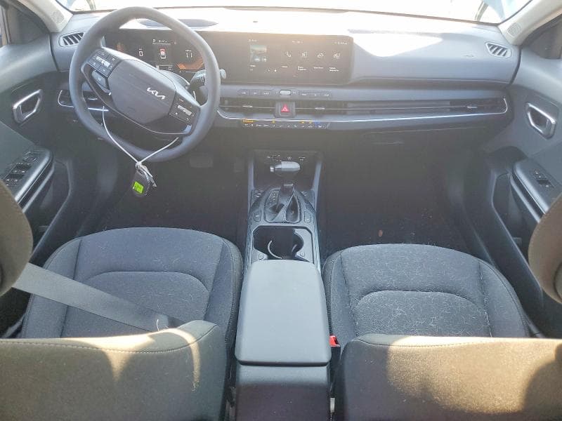 2025 KIA K4 LXS 8