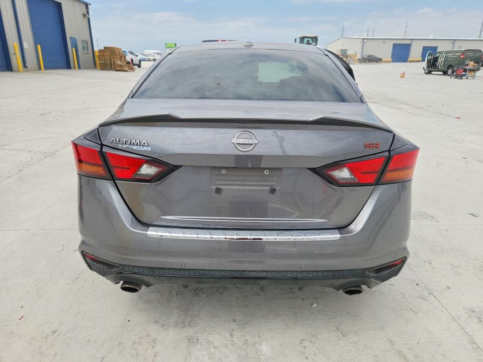 2023 NISSAN ALTIMA SR 6