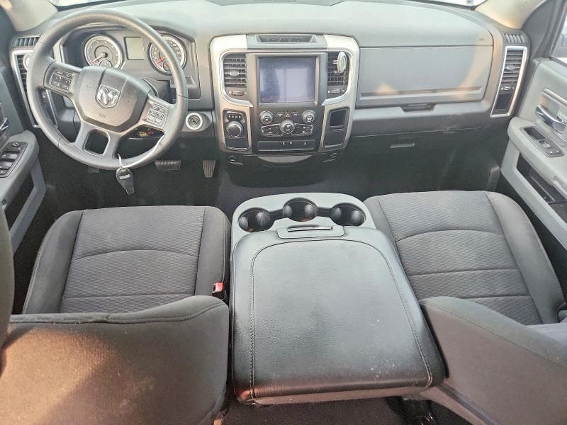 2019 RAM 1500 CLASSIC SLT 8