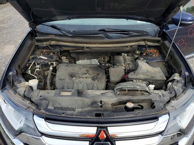 2017 MITSUBISHI OUTLANDER SE 12