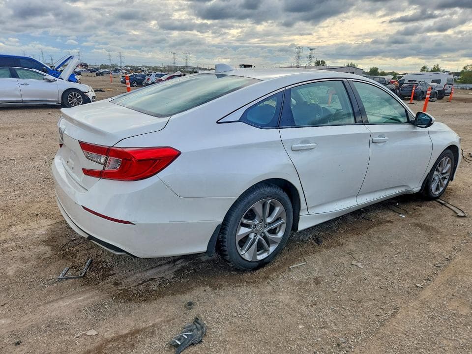 2018 HONDA ACCORD LX 3