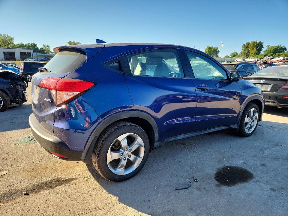 2017 HONDA HR-V LX 3