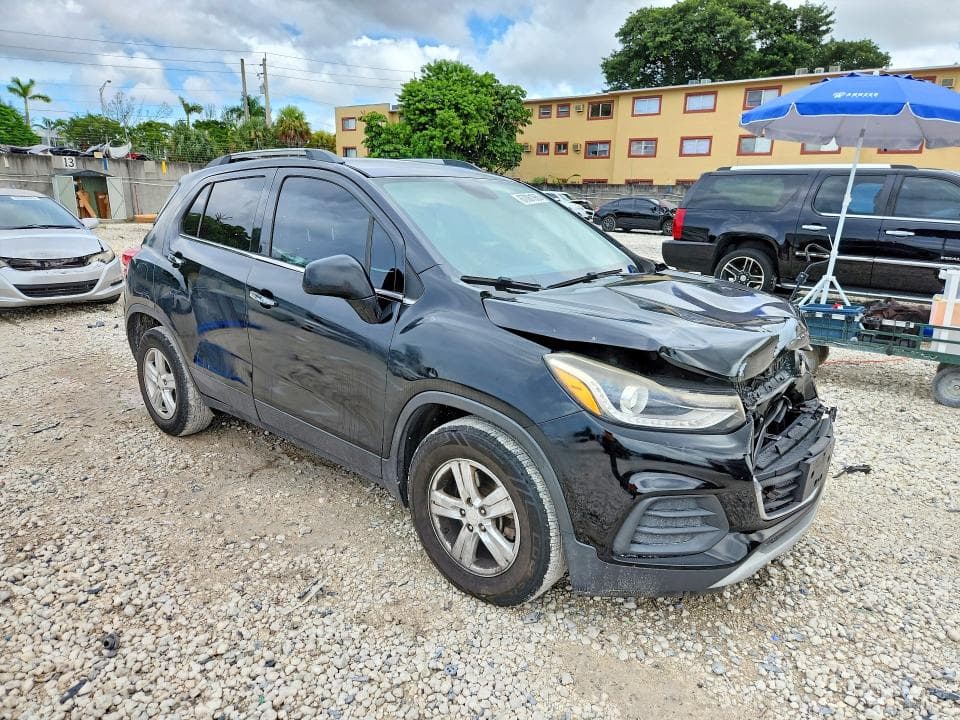 2017 CHEVROLET TRAX 1LT 4