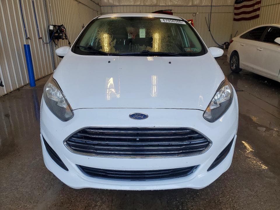 2018 FORD FIESTA SE 5