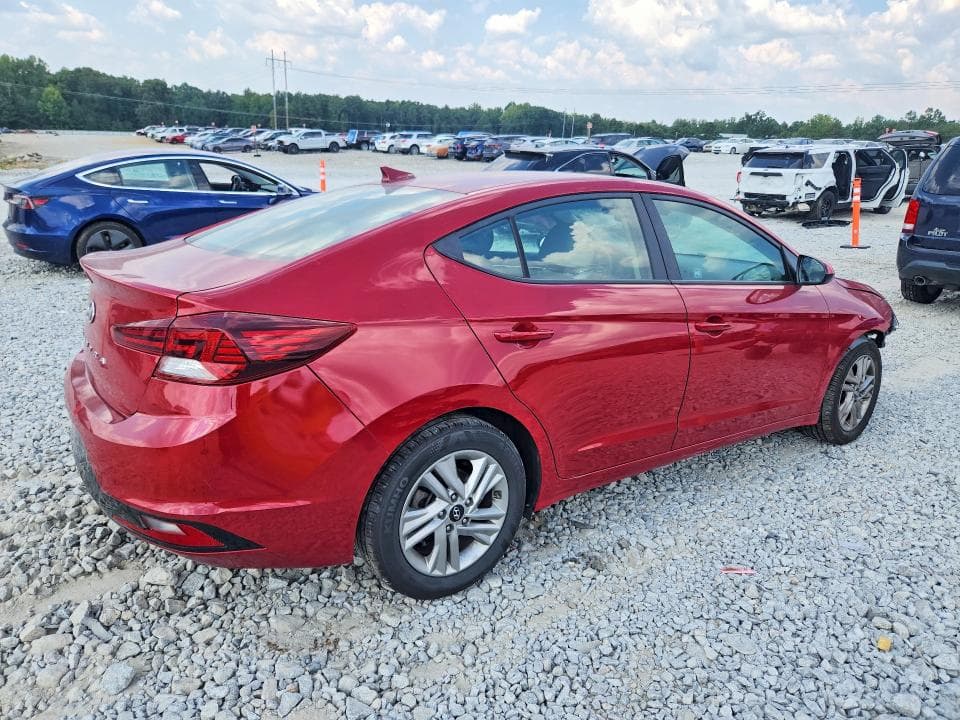 2020 HYUNDAI ELANTRA SEL 3