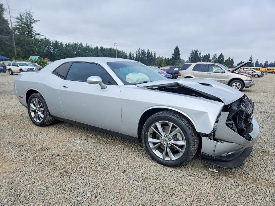 2021 DODGE CHALLENGER SXT 4