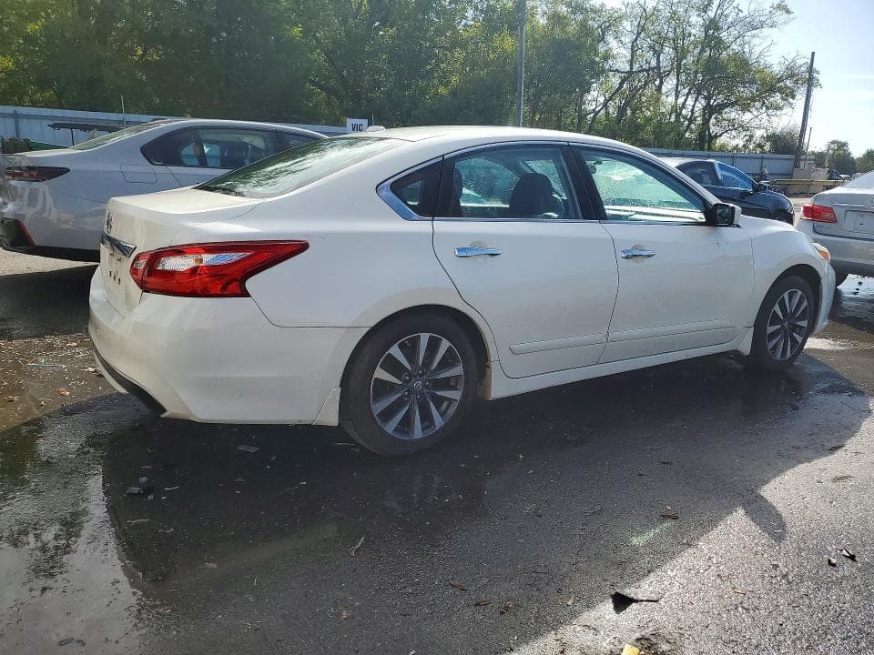2017 NISSAN ALTIMA 2.5 SV 3