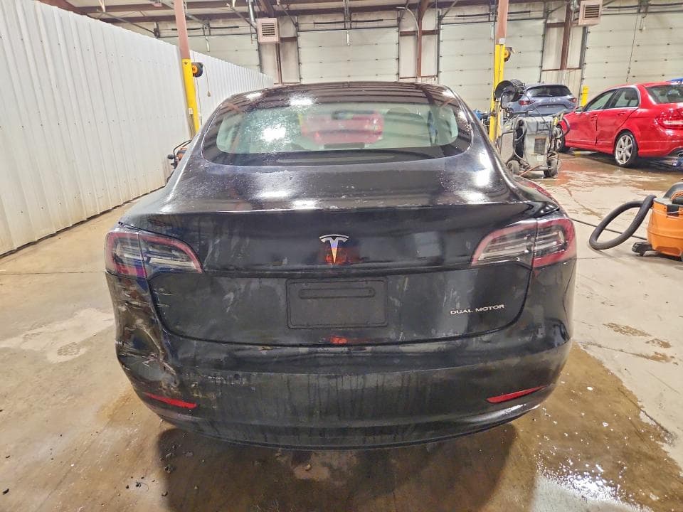 2022 TESLA MODEL 3 6