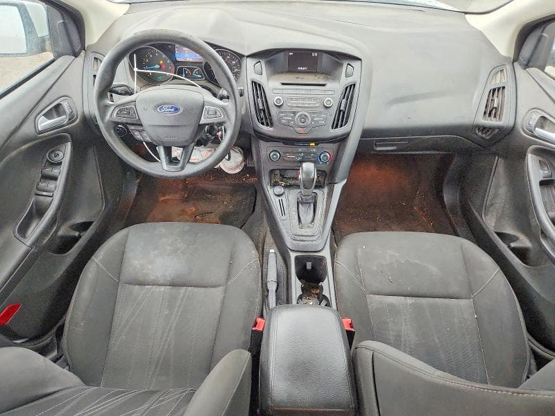 2017 FORD FOCUS SE 8