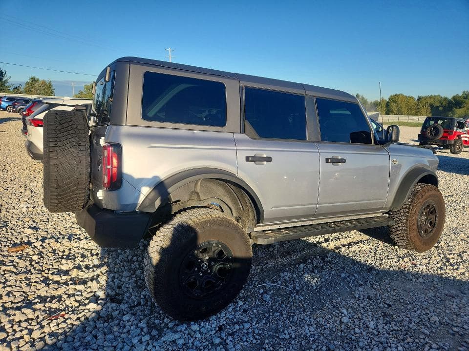 2023 FORD BRONCO BASE 3
